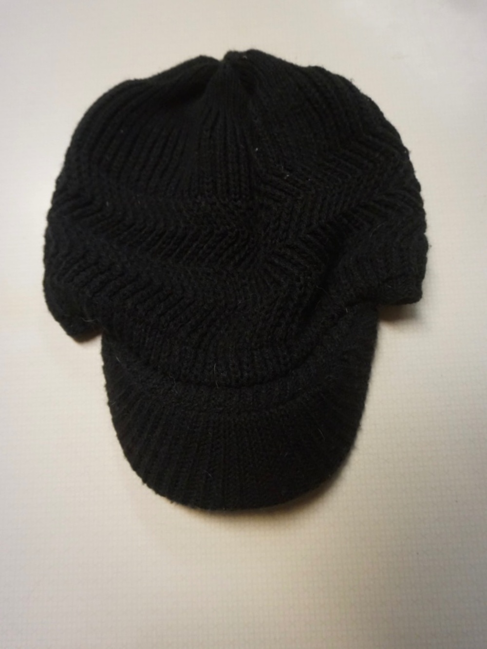 Black Knit Brim Beanie Visor Cap Chevron Pattern Winter